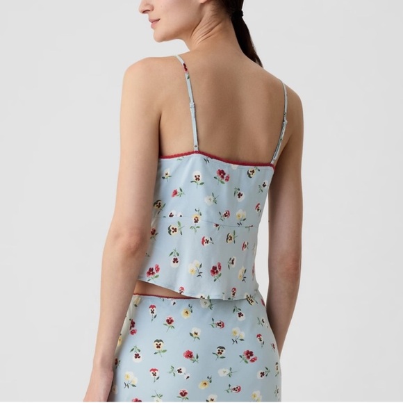 NWT Gap x DOEN Floral Cropped Cami Tank Top Size Medium - Picture 2 of 8